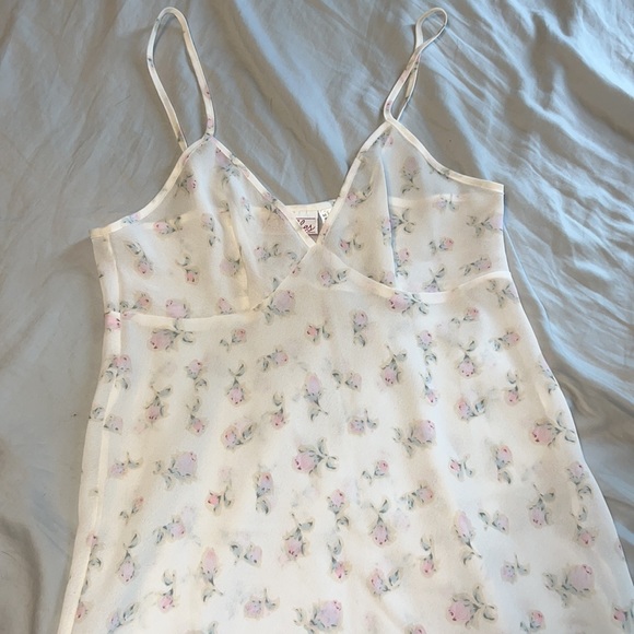 Vintage nightgown - Picture 1 of 6